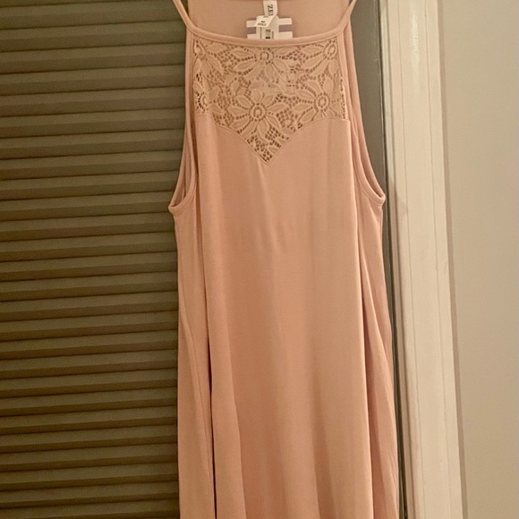 Zenana Outfitters Tops - Zenana Lace Detail Halter-Neck Tank. Blush color. Size Medium. NWT!